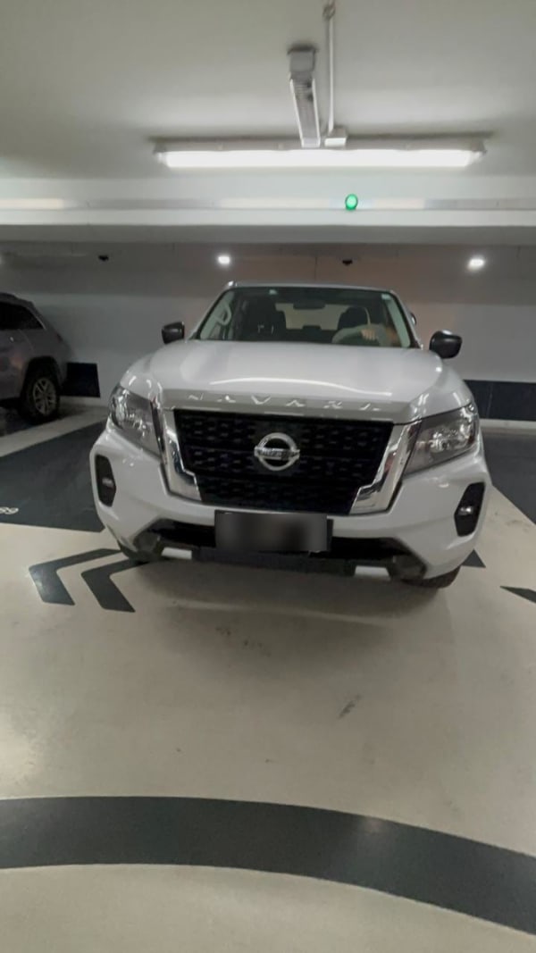 Nissan Navara 2.3 Dc Xe Mt 4x2 Diesel año 2022 Nissan Navara 2.3 Dc Xe Mt 4x2 Diesel año 2022