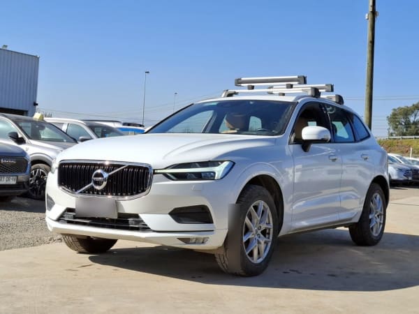Volvo Xc60 2.0 D4 Diesel Kinetic 4x4 At 5p año 2018 Volvo Xc60 2.0 D4 Diesel Kinetic 4x4 At 5p año 2018