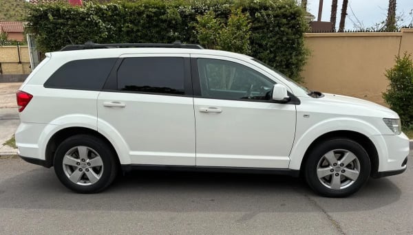 DODGE JOURNEY 2.4 Se At año 2017