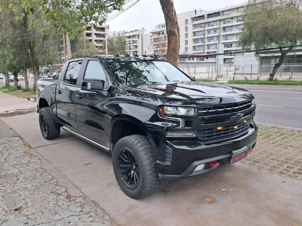 CHEVROLET SILVERADO 5.3 Cc Lt Tb At 4x4 año 2022 CHEVROLET SILVERADO 5.3 Cc Lt Tb At 4x4 año 2022
