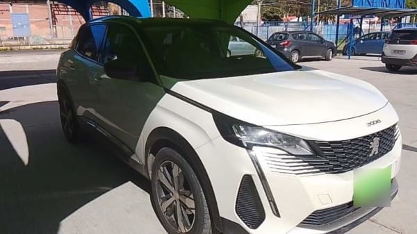 Peugeot 3008 1.5 Allure Pack Bluehdi 4x2 130 Eat8 5p año 2022