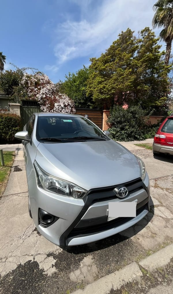 Toyota Yaris 1.5 Sport Gli 15hpe0 At año 2018 Toyota Yaris 1.5 Sport Gli 15hpe0 At año 2018
