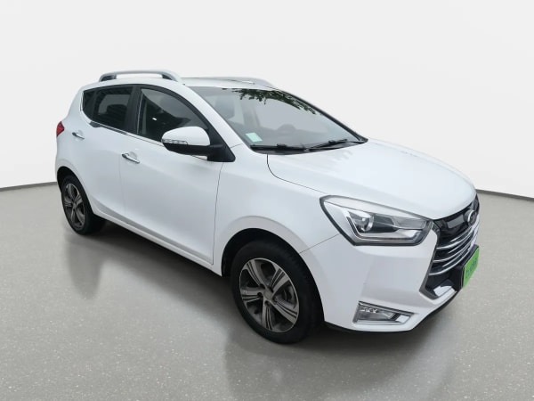 JAC Js2 1.5 Luxury 4x2 Mt 5p año 2023