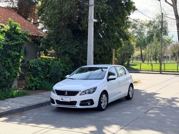 PEUGEOT 308 1.5 Active Pack Bluehdi 130 Mt Diesel año 2021 PEUGEOT 308 1.5 Active Pack Bluehdi 130 Mt Diesel año 2021