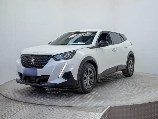 Peugeot New 2008 1.2 Active Pack Puretech 130 Mt año 2023