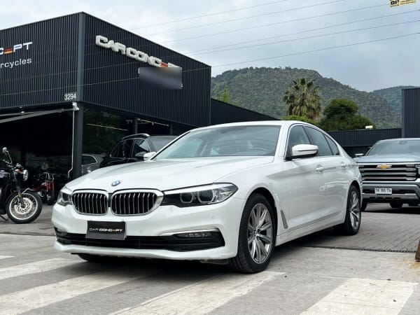 BMW 520i - año 2019