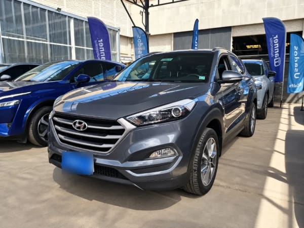 Hyundai Tucson 2.0 Gl Advance 4x2 Nav Mt 5p año 2018 Hyundai Tucson 2.0 Gl Advance 4x2 Nav Mt 5p año 2018