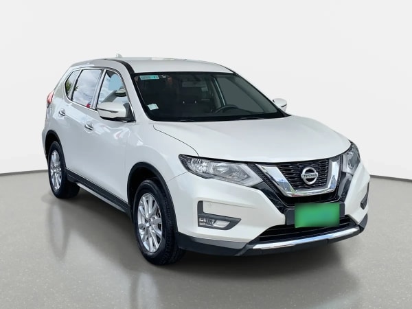Nissan X-Trail 2.5 Sense Mc 4x2 Cvt At 5p año 2022 Nissan X-Trail 2.5 Sense Mc 4x2 Cvt At 5p año 2022