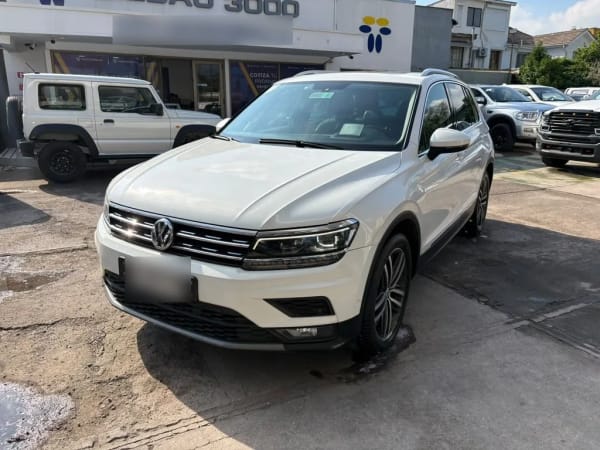 Volkswagen Tiguan 2.0 Tsi Sport 4motion 4x4 180hp At 5p. año 2019 Volkswagen Tiguan 2.0 Tsi Sport 4motion 4x4 180hp At 5p. año 2019