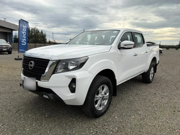 Nissan Navara D Cab 4x4 2.3 At año 2023 Nissan Navara D Cab 4x4 2.3 At año 2023