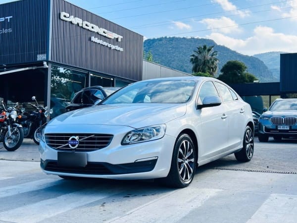 Volvo S60 D2 At Diesel año 2019