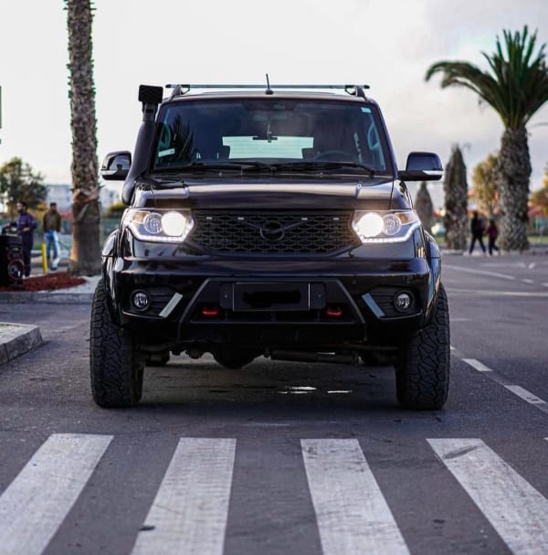 UAZ KAZAK 2.7 Luxury At 4x4 año 2021
