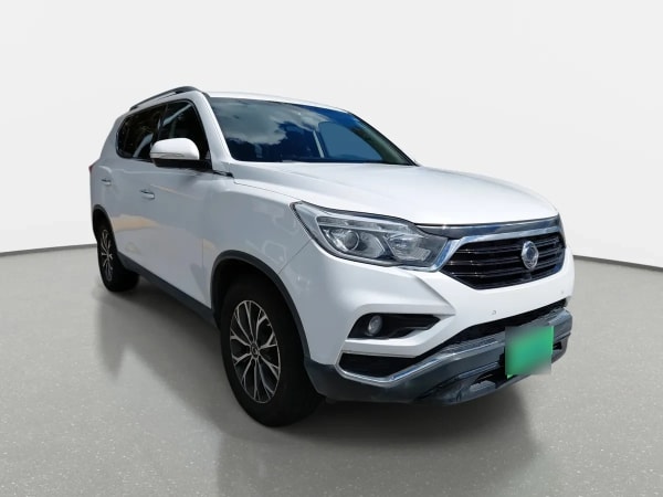 Ssangyong Rexton 2.2 Diesel 4x4 Yrx311 Mt 5p año 2019 Ssangyong Rexton 2.2 Diesel 4x4 Yrx311 Mt 5p año 2019