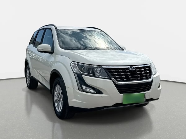Mahindra Xuv500 2.2 W6 4x2 Mt 5p año 2020 Mahindra Xuv500 2.2 W6 4x2 Mt 5p año 2020