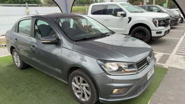 Volkswagen Voyage 1.6 Highline 4x2 Mt 4p año 2021