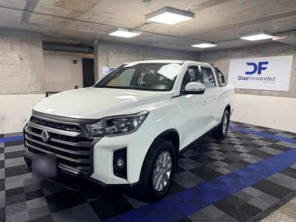 Ssangyong Grand Musso Grand 4x4 2.2 año 2022